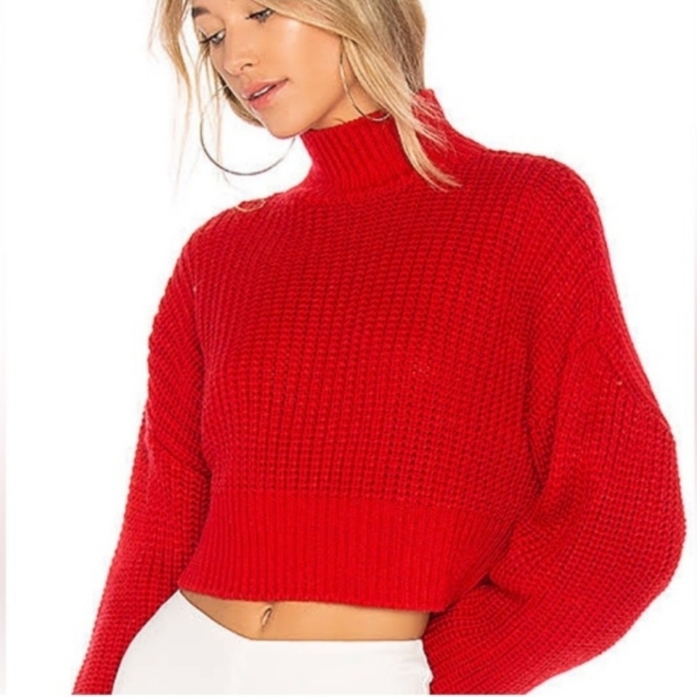 Lovers + Friends cropped sweater size XS